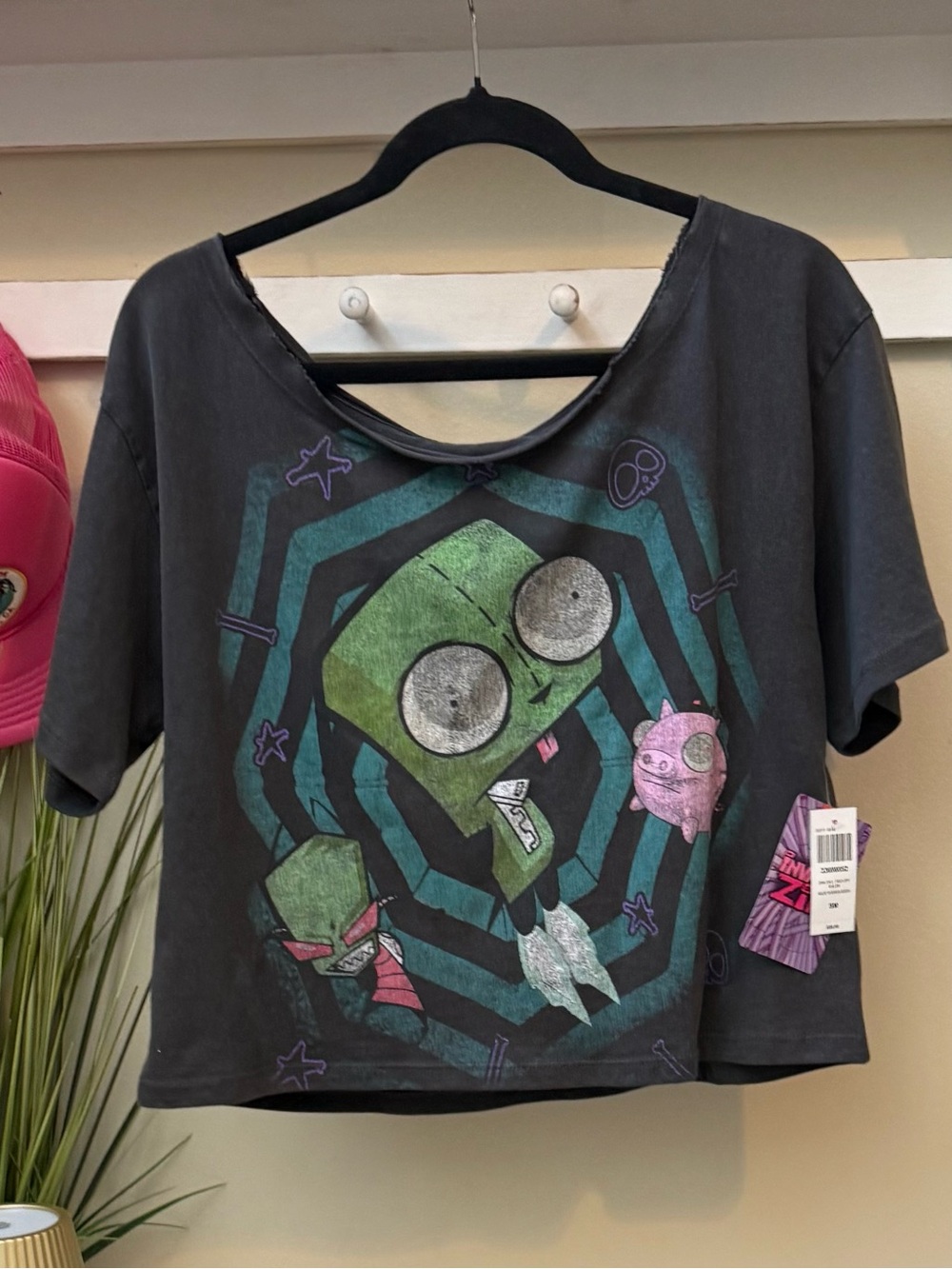 Invader Zim GIR Hot Topic Graphic Off shoulder oversized Crop Top Short Sleeve S